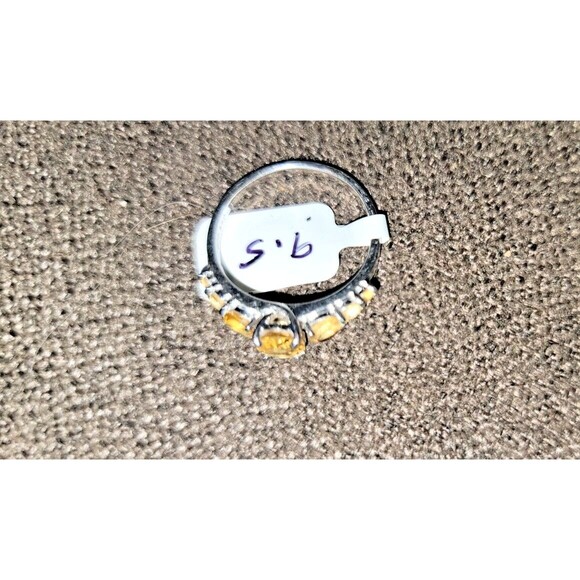 Cushion cut center Citrine gemstone w 6 faceted Sterling Silver, 9.5 - Picture 3 of 12